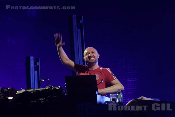 PAUL KALKBRENNER - 2013-08-23 - SAINT CLOUD - Domaine National - Grande Scene - 